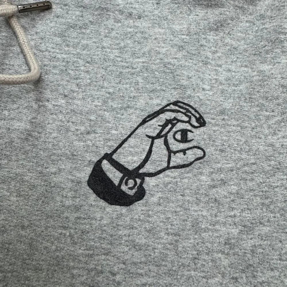 Champion Hoodie Pullover Sweatshirt Men Medium Gray Fleece Pocket Outdoor Active